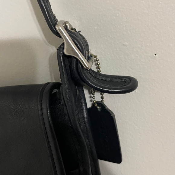 Vintage Coach 9144 LEGACY Studio Flap Leather Crossbody - Picture 6 of 12